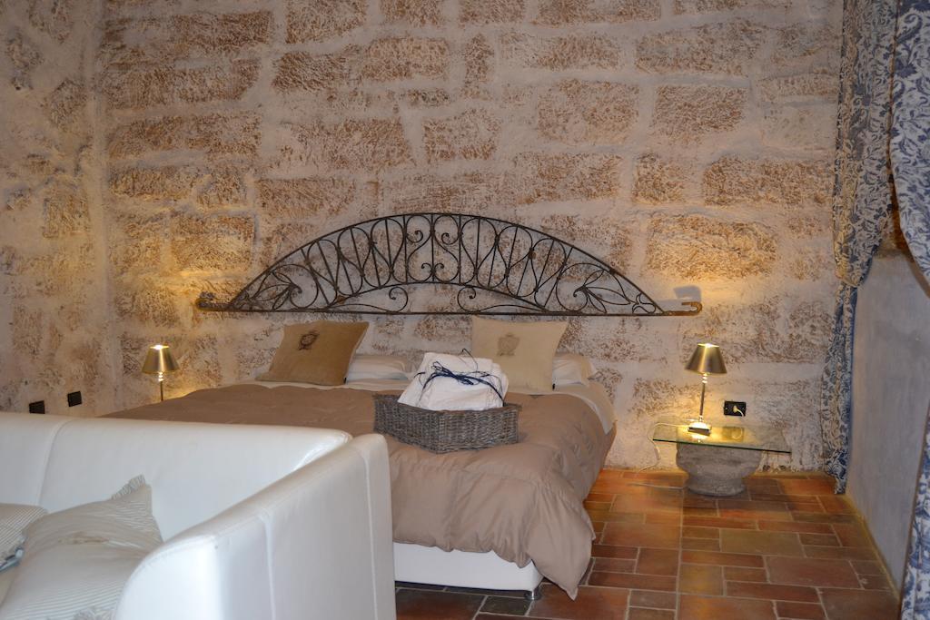 Le Stanze Dello Scirocco Sicily Luxury Bed and Breakfast Αγκριτζέντο Δωμάτιο φωτογραφία