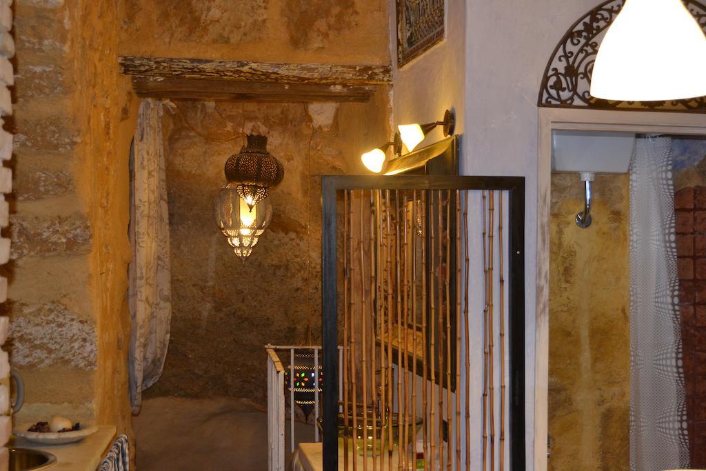 Le Stanze Dello Scirocco Sicily Luxury Bed and Breakfast Αγκριτζέντο Δωμάτιο φωτογραφία