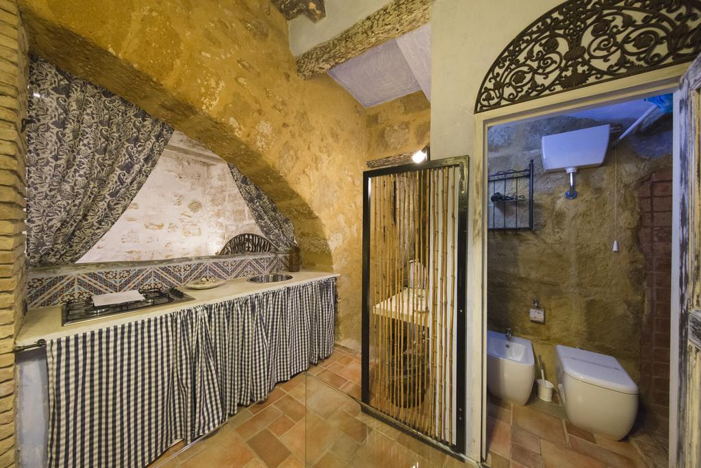 Le Stanze Dello Scirocco Sicily Luxury Bed and Breakfast Αγκριτζέντο Εξωτερικό φωτογραφία